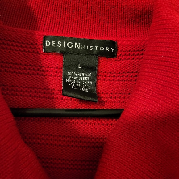 Red sweater - Picture 2 of 3